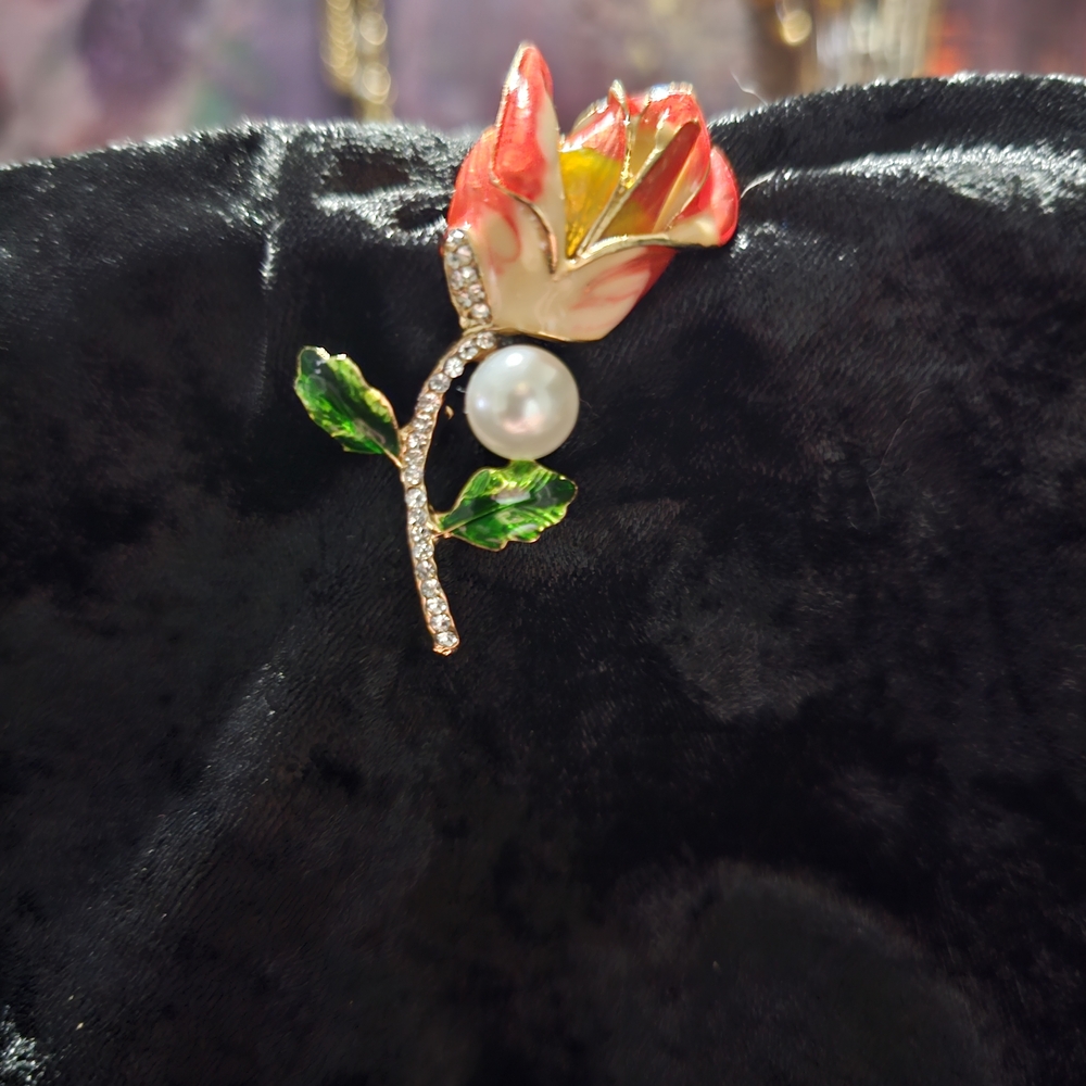 Elegant Floral Brooch with Pearl Accent